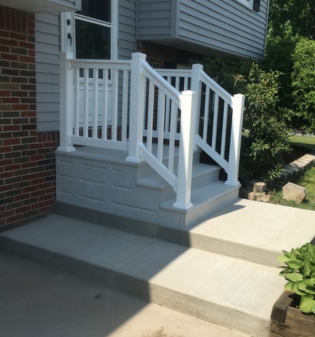Precast Steps and Vinyl Railings